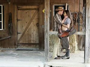 Creampie Sex With Horny Cowgirl Dani Daniels